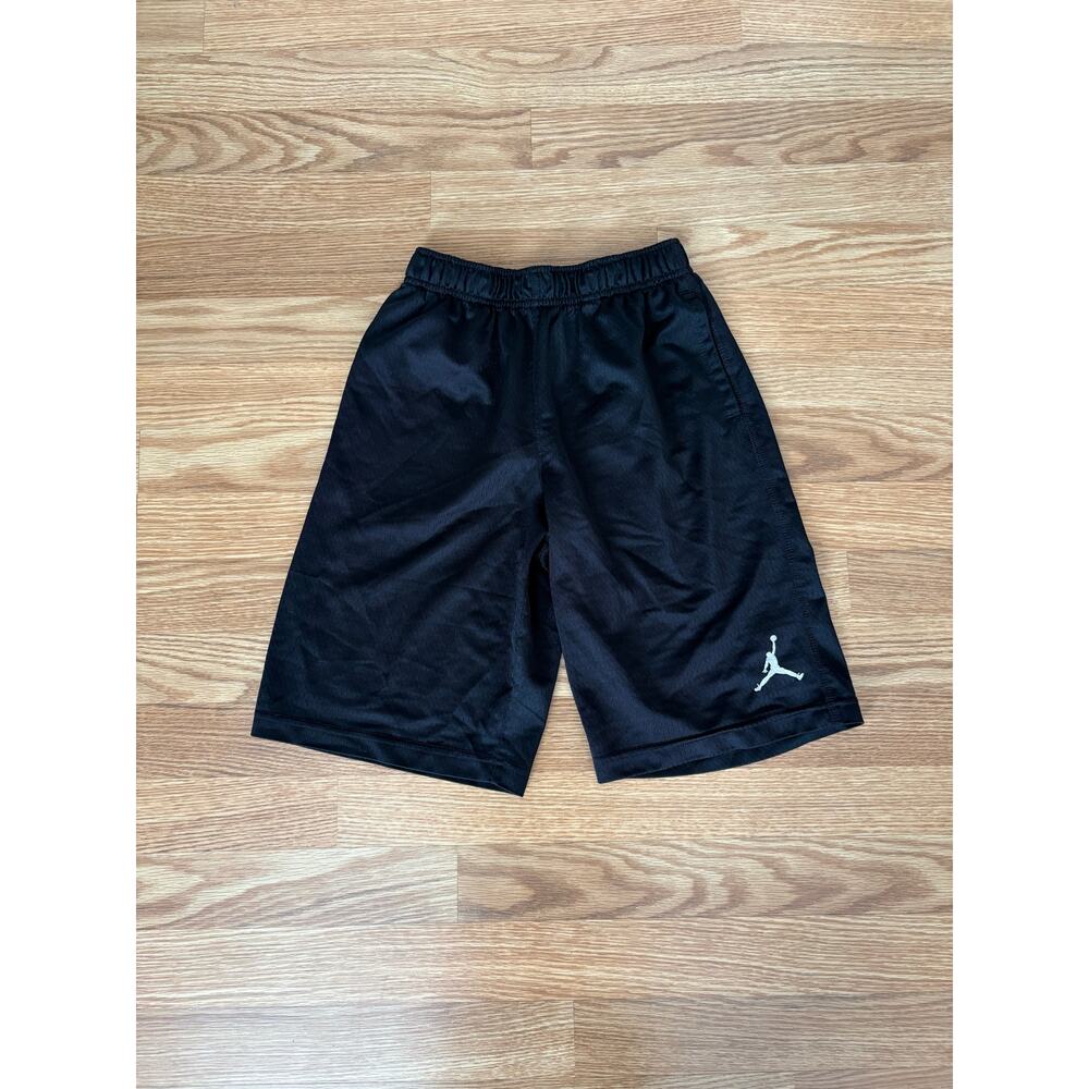 Jordan Boys Black Athletic Shorts  Sz M 10-12 Very Good